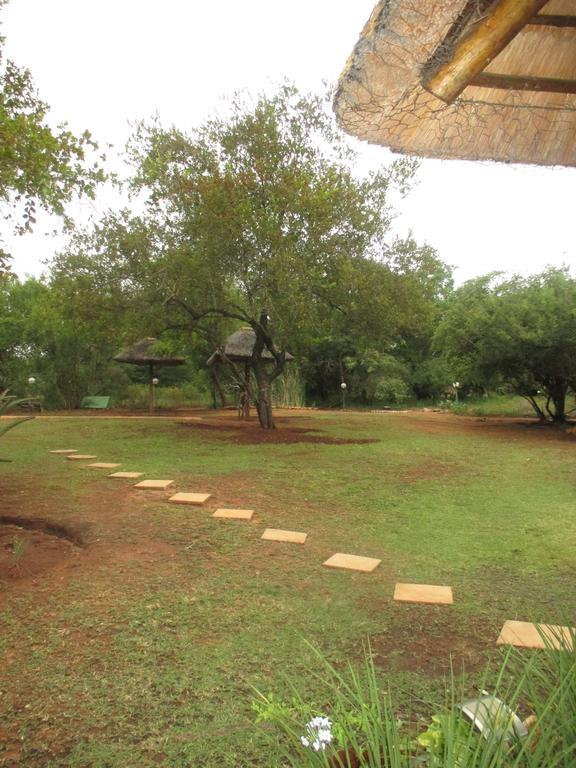 Royal Kruger Lodge Marloth Park Extérieur photo
